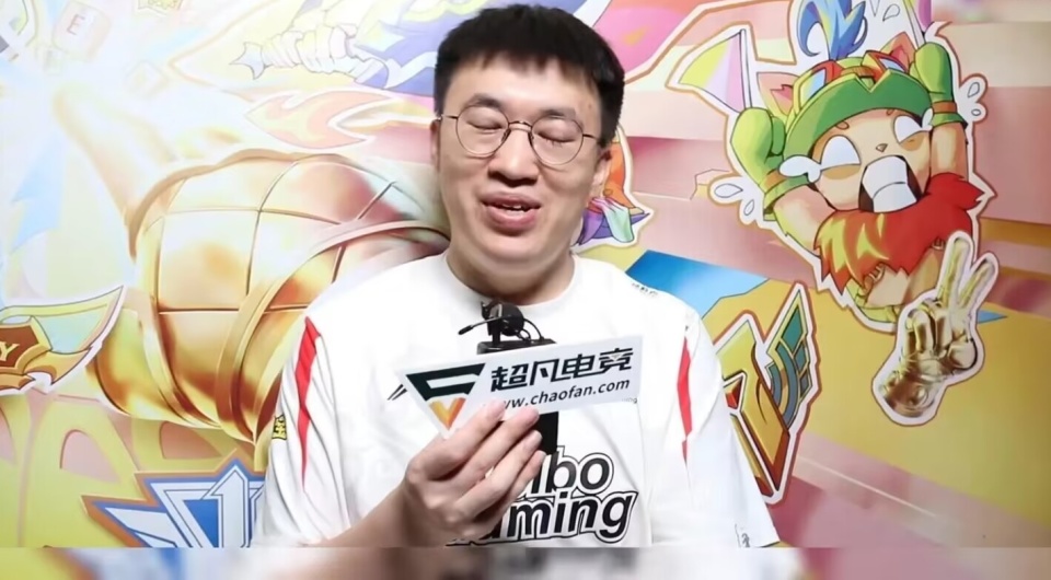 开云- 拉场戏回杯记原版视频 